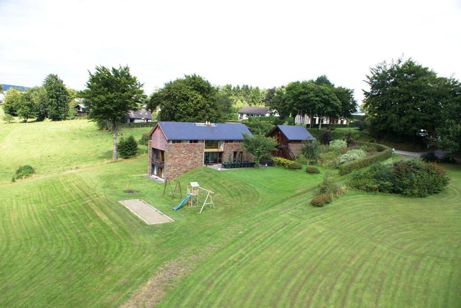 Brochepierre 28 Pers- Vue Exceptionnelle - Malmedy Villa Exteriör bild